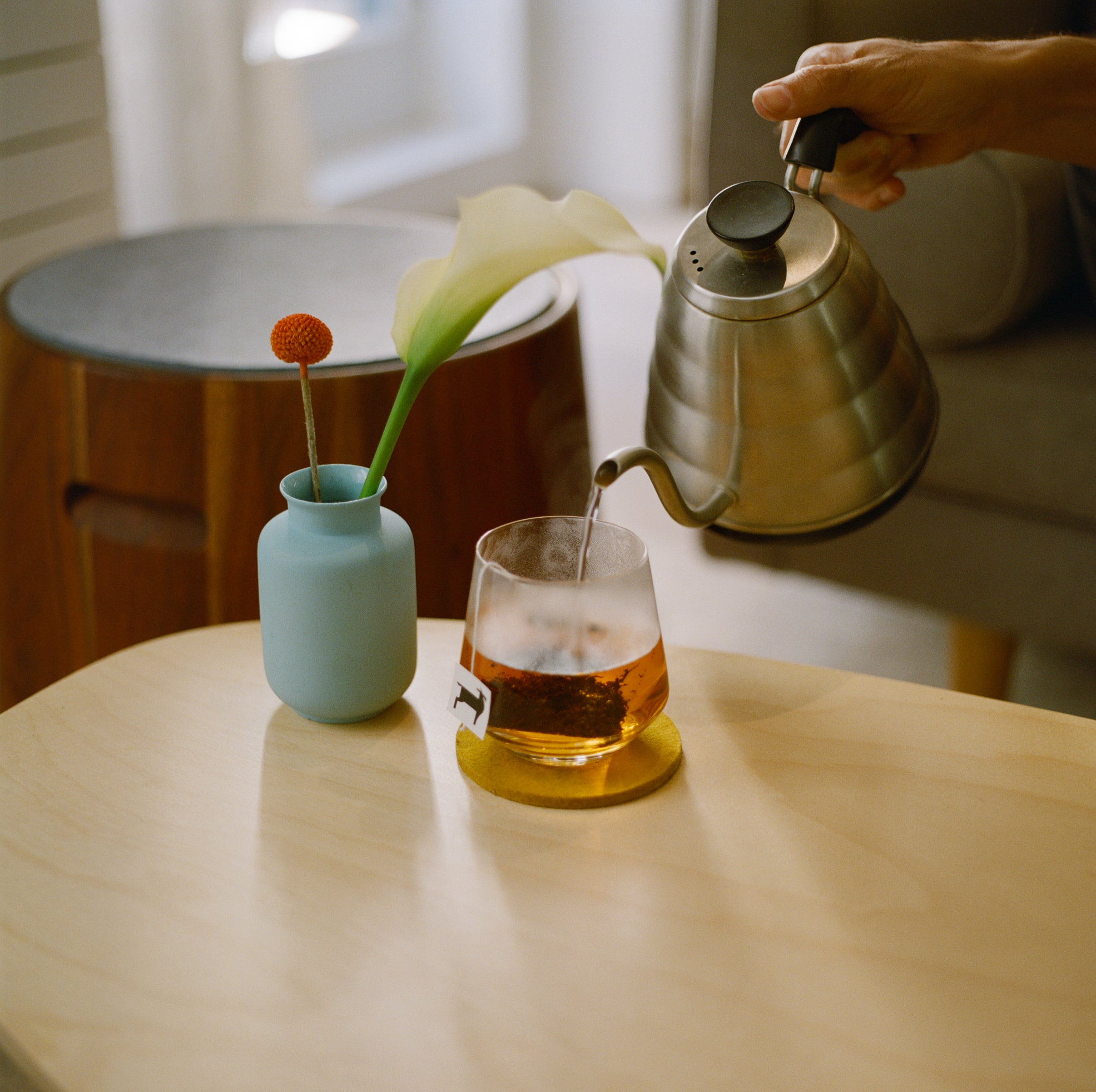 Black_bushwick_tea_angle-2.jpg